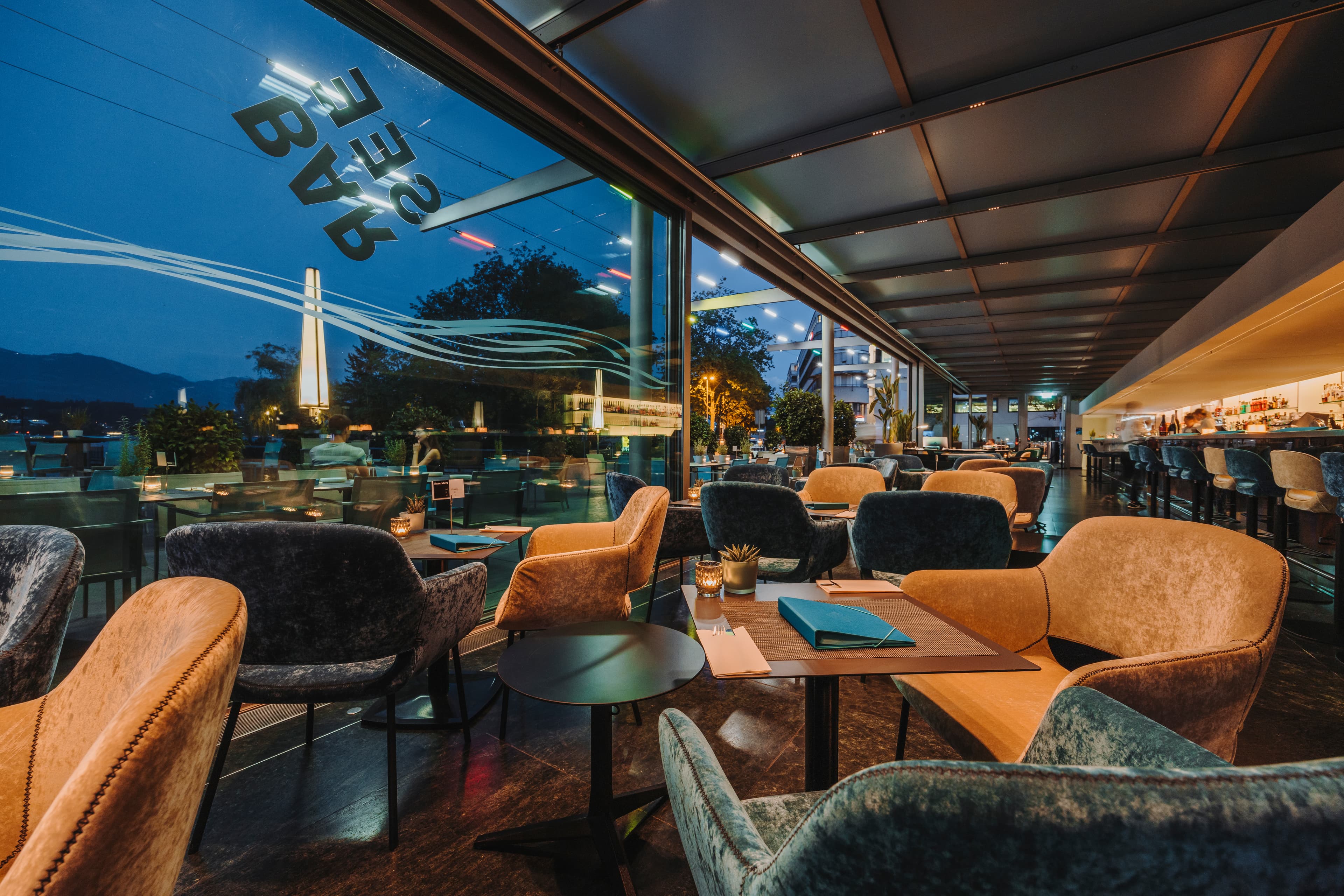 Ambiente in der Seebar im KKL Luzern